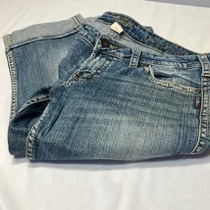SILVER JEANS CO Frances Capris, Size 31